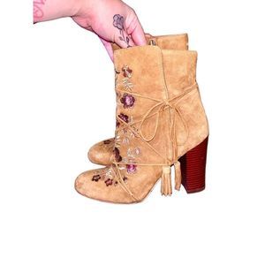 Sam Edelman Womens WINNIE Suede Floral Embroidered Tassel Boots Size 9